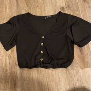 Flowy black crop top